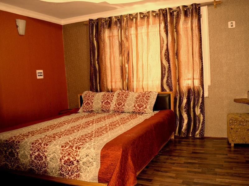 Paristan Resort Pahalgām Exterior photo